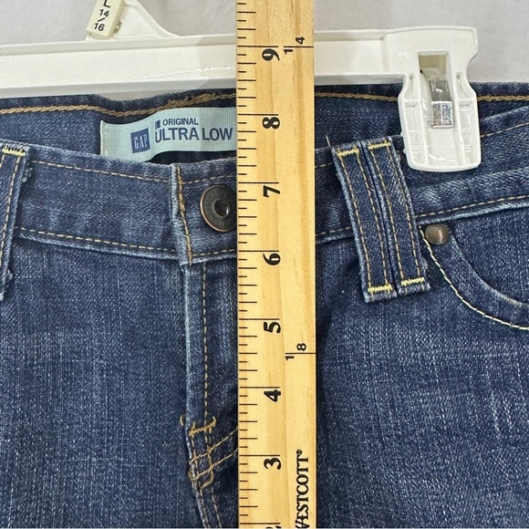Gap Ultra Low Rise Bermuda Jean Shorts Womans Size 2 - Picture 5 of 14